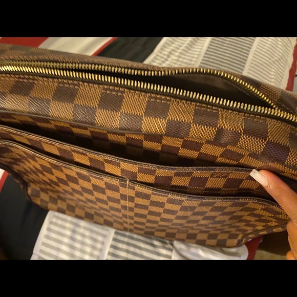 Louis Vuitton laptop bag - Picture 2 of 4